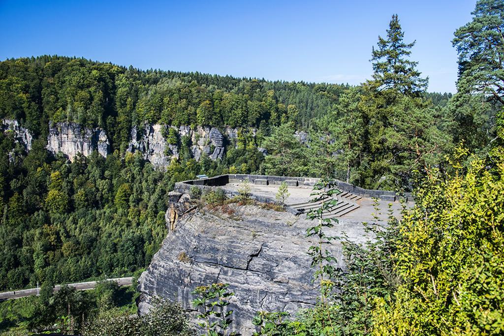 Hotel Garni Belveder Hřensko エクステリア 写真