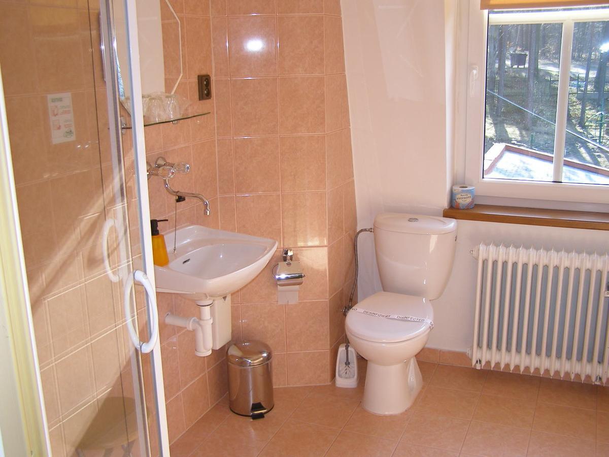 Hotel Garni Belveder Hřensko エクステリア 写真